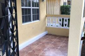 3 Bedrooms 2 Bathrooms, House for Rent in Kingston 3