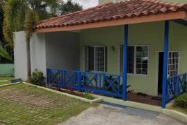 2 Bedrooms 2 Bathrooms, House for Rent in Kingston 8