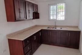 2 Bedrooms 2 Bathrooms, House for Rent in Kingston 6