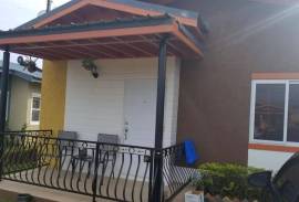 2 Bedrooms 1 Bathrooms, House for Rent in Montego Bay