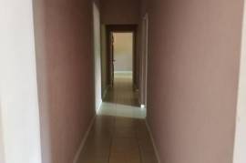 2 Bedrooms 2 Bathrooms, House for Rent in Kingston 6