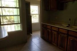 2 Bedrooms 2 Bathrooms, House for Rent in Kingston 6