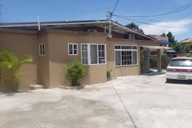 1 Bedrooms 1 Bathrooms, House for Rent in Kingston 6