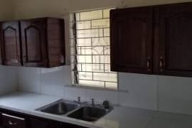 2 Bedrooms 1 Bathrooms, House for Rent in Kingston 6