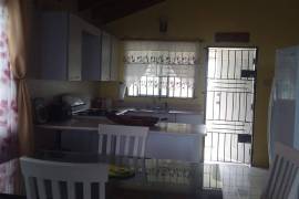 2 Bedrooms 1 Bathrooms, House for Rent in Montego Bay