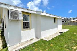 2 Bedrooms 1 Bathrooms, House for Rent in Falmouth