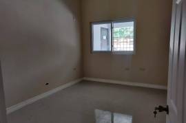 2 Bedrooms 1 Bathrooms, House for Rent in Kingston 20