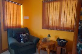 3 Bedrooms 2 Bathrooms, House for Rent in Old Harbour