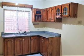 3 Bedrooms 2 Bathrooms, House for Rent in Bridgeport