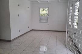 3 Bedrooms 1 Bathrooms, House for Rent in Bridgeport