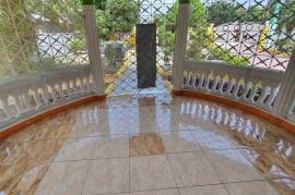 2 Bedrooms 2 Bathrooms, House for Rent in Spanish Town