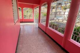 2 Bedrooms 2 Bathrooms, House for Rent in Kingston 9