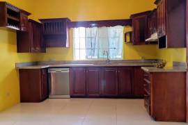 3 Bedrooms 2 Bathrooms, House for Rent in Greater Portmore