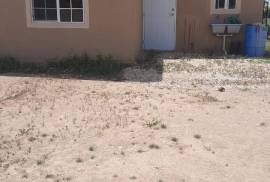 2 Bedrooms 1 Bathrooms, House for Rent in Greater Portmore