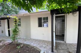 1 Bedrooms 2 Bathrooms, House for Rent in Kingston 8