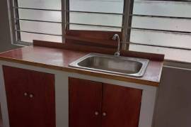 3 Bedrooms 1 Bathrooms, House for Rent in Kingston 2