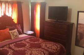 2 Bedrooms 1 Bathrooms, House for Rent in Montego Bay