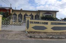 2 Bedrooms 1 Bathrooms, House for Rent in Greater Portmore