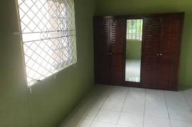 2 Bedrooms 1 Bathrooms, House for Rent in Spanish Town