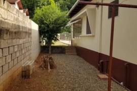 1 Bedrooms 1 Bathrooms, House for Rent in Kingston 19