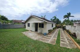 2 Bedrooms 1 Bathrooms, House for Rent in Montego Bay