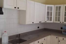 3 Bedrooms 2 Bathrooms, House for Rent in Spanish Town