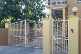 13 Bedrooms 13 Bathrooms, Apartment for Sale in Kingston 8