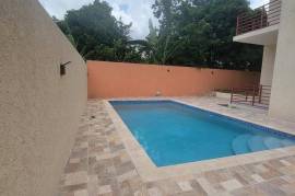 3 Bedrooms 4 Bathrooms, Apartment for Sale in Kingston 8