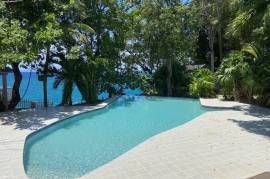 2 Bedrooms 3 Bathrooms, Apartment for Sale in Tower Isle