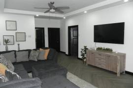 3 Bedrooms 4 Bathrooms, Apartment for Sale in Kingston 6