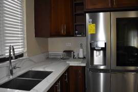2 Bedrooms 2 Bathrooms, Apartment for Sale in Kingston 6