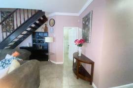 2 Bedrooms 4 Bathrooms, Apartment for Sale in Kingston 6