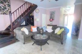 2 Bedrooms 4 Bathrooms, Apartment for Sale in Kingston 6