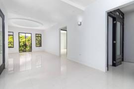 2 Bedrooms 3 Bathrooms, Apartment for Sale in Kingston 8