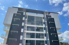 2 Bedrooms 3 Bathrooms, Apartment for Sale in Kingston 6