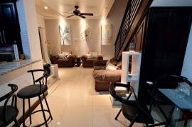 3 Bedrooms 4 Bathrooms, Apartment for Sale in Kingston 8