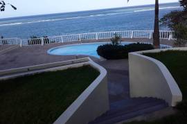 3 Bedrooms 3 Bathrooms, Apartment for Sale in Tower Isle