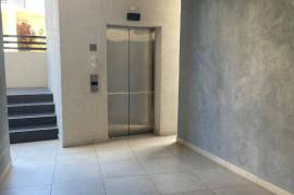 2 Bedrooms 3 Bathrooms, Apartment for Sale in Kingston 6