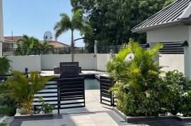 2 Bedrooms 3 Bathrooms, Apartment for Sale in Kingston 6