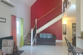 3 Bedrooms 4 Bathrooms, Apartment for Sale in Kingston 8