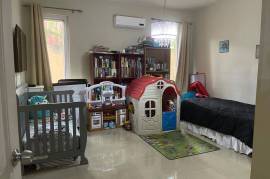 2 Bedrooms 3 Bathrooms, Apartment for Sale in Kingston 8