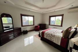 2 Bedrooms 2 Bathrooms, Apartment for Sale in Kingston 6