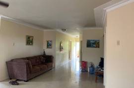 2 Bedrooms 3 Bathrooms, Apartment for Sale in Kingston 6