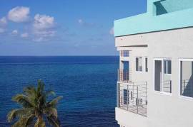 2 Bedrooms 1 Bathrooms, Apartment for Sale in Tower Isle