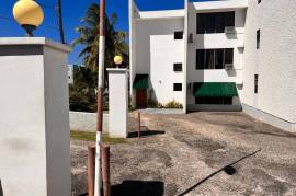 2 Bedrooms 2 Bathrooms, Apartment for Sale in Tower Isle