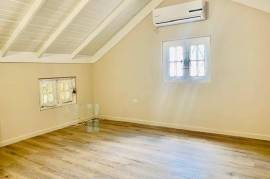 2 Bedrooms 2 Bathrooms, Apartment for Sale in Kingston 6