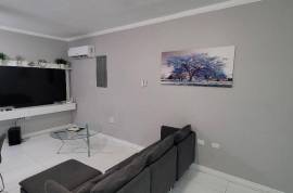 3 Bedrooms 3 Bathrooms, Apartment for Sale in Kingston 19