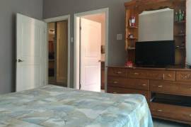 2 Bedrooms 3 Bathrooms, Apartment for Sale in Kingston 8