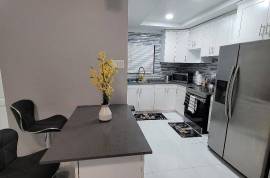 3 Bedrooms 3 Bathrooms, Apartment for Sale in Kingston 19