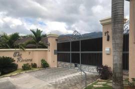 3 Bedrooms 3 Bathrooms, Apartment for Sale in Kingston 8